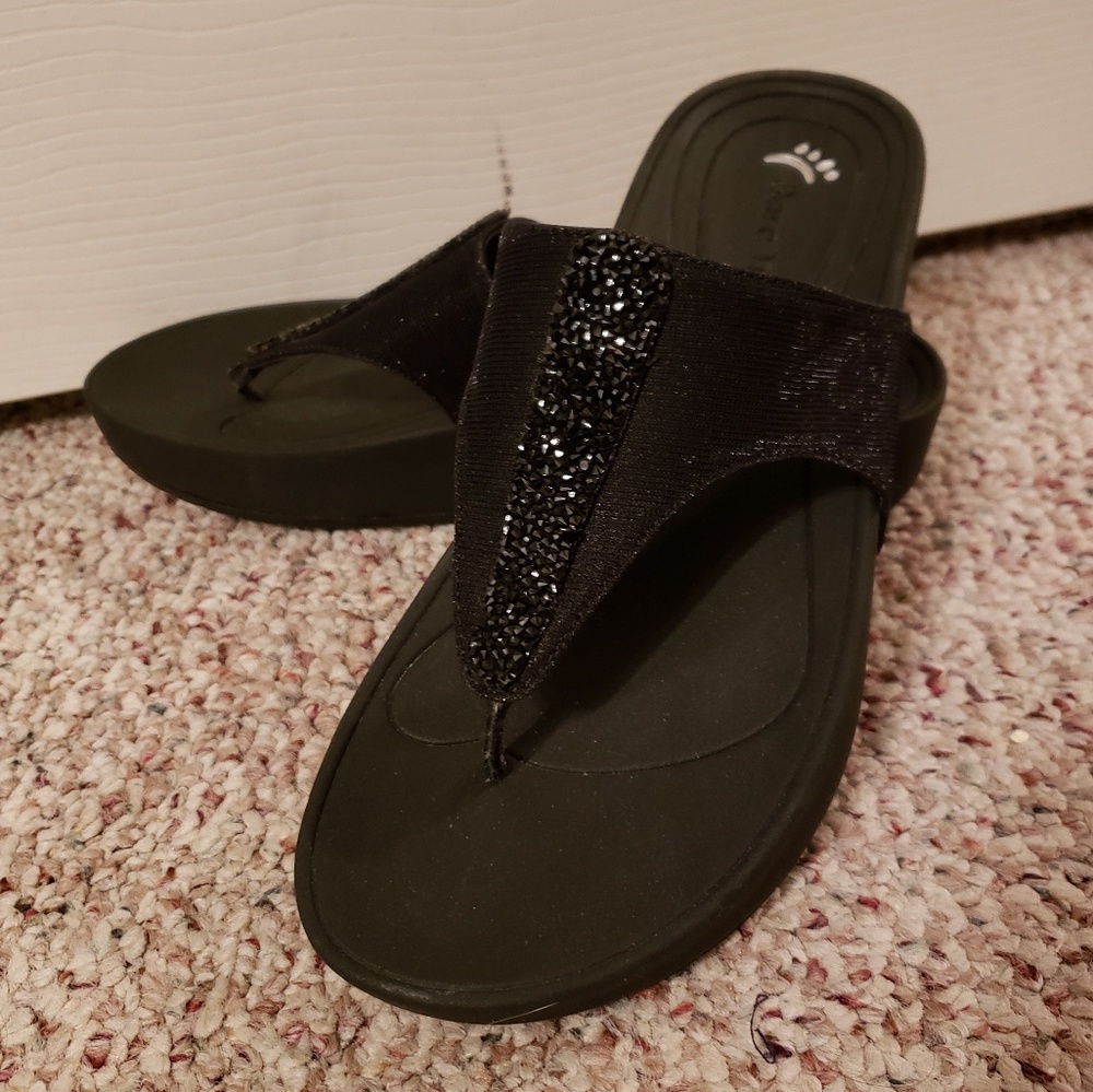 Bare Traps Sandals
